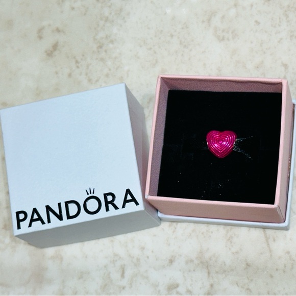 🎉Authentic🎉 Pandora “Mama” Charm - Picture 7 of 7
